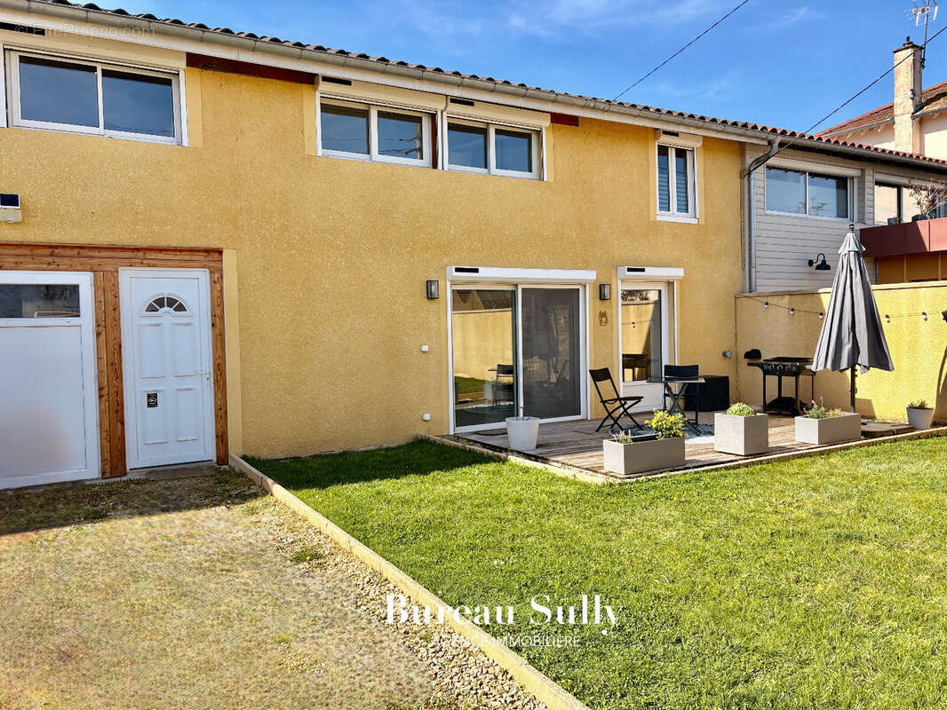 Maison à SAINT-DIDIER-SUR-CHALARONNE