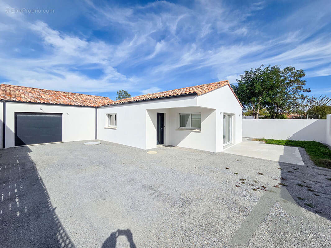 Maison à AIZENAY