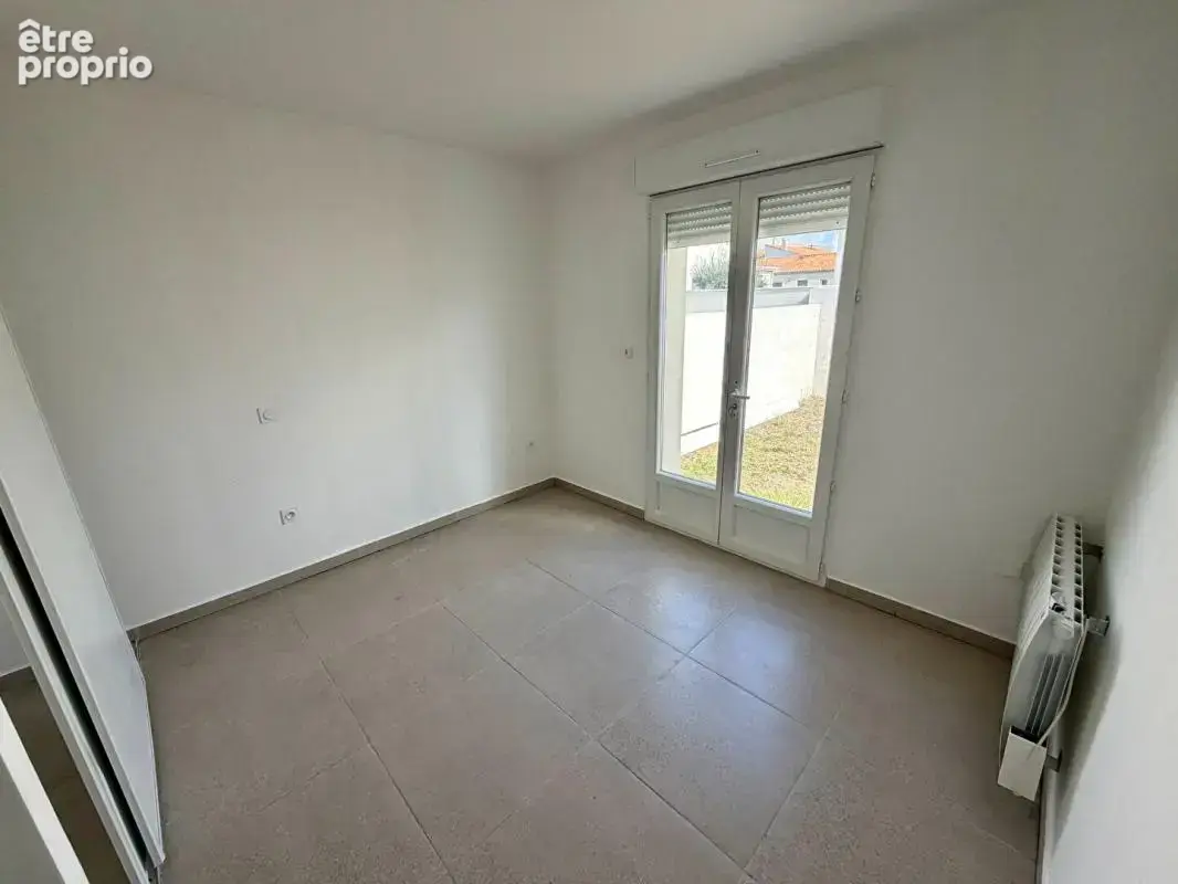 Maison Semussac 17120 5 pièce(s) 99 m2 garage jardin - photo 6