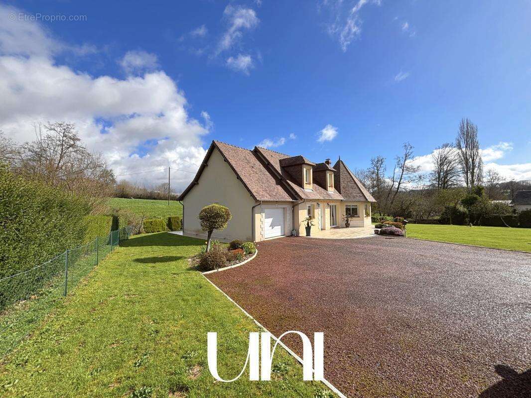 Maison à ANGERVILLE