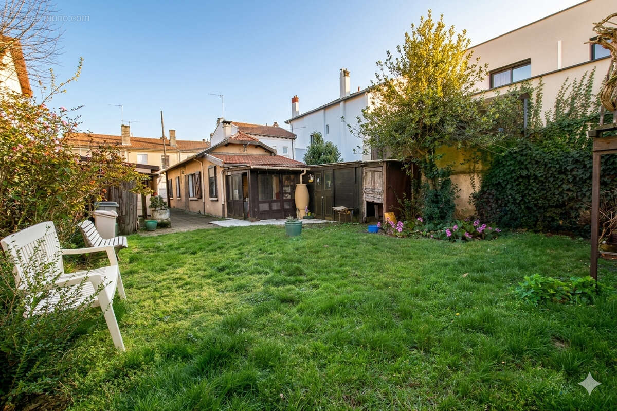 Maison à BRON