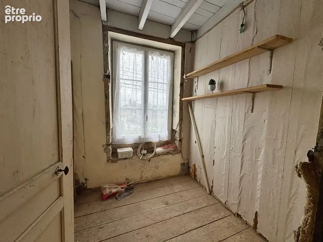 Maison en pierres, à rénover. Ag. du Donjon. - photo 10