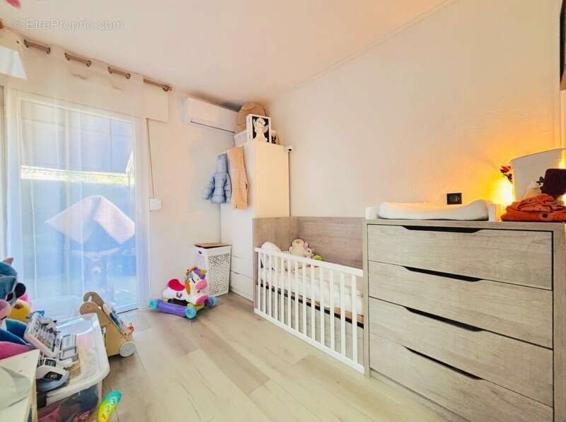 Appartement à MOUGINS