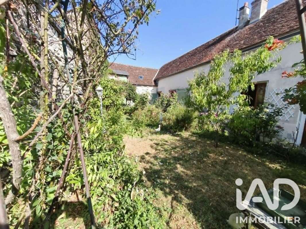 Maison 127 m² à Boynes  - photo 9