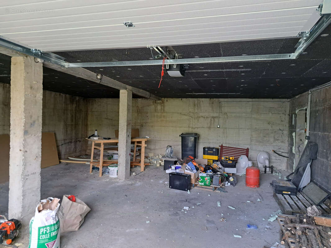 Maison à LE CHAMBON-SUR-LIGNON