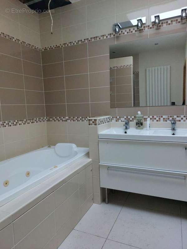 salle de bain - Appartement à TOURCOING