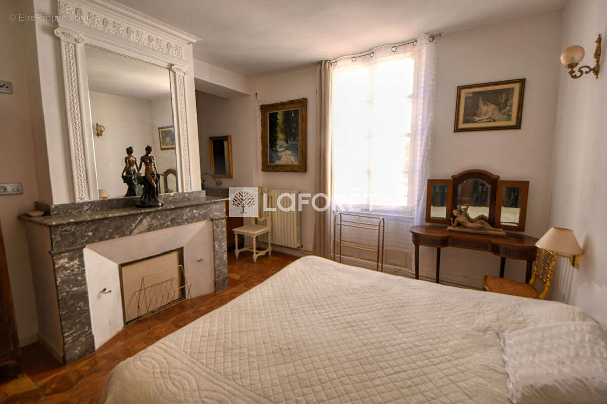 Maison à LISLE-SUR-TARN