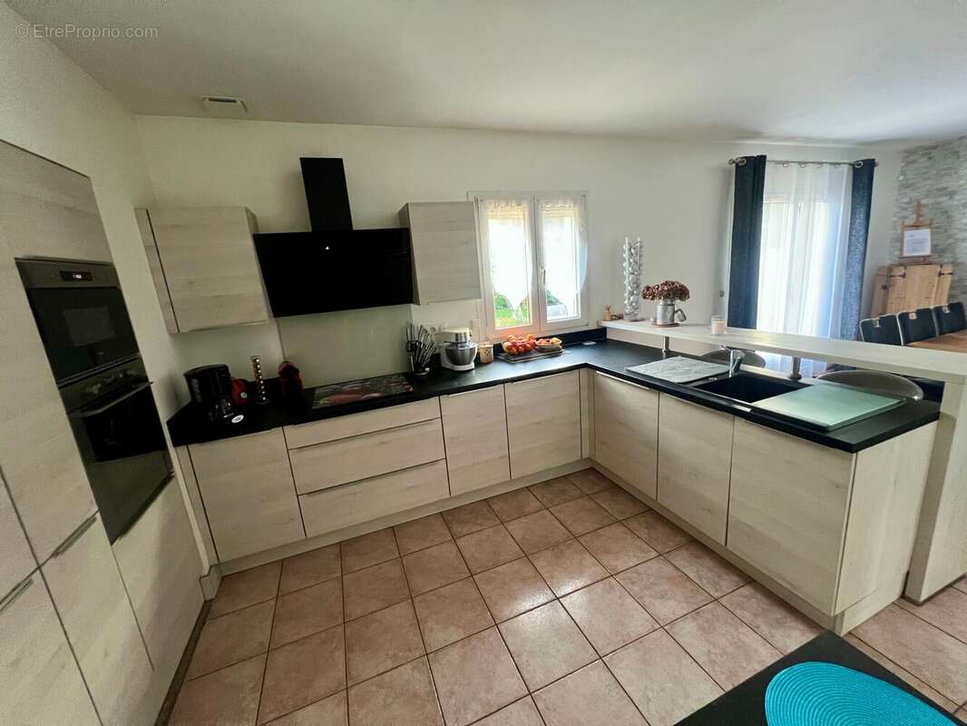 Maison à BRUYERES-LE-CHATEL