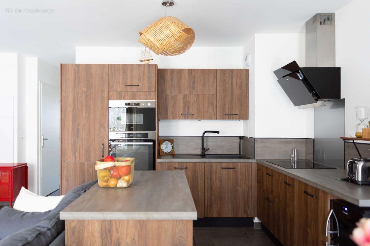 Appartement à MARSEILLE-7E