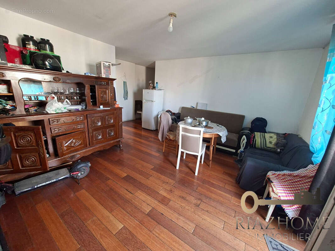Appartement à LE BOURGET