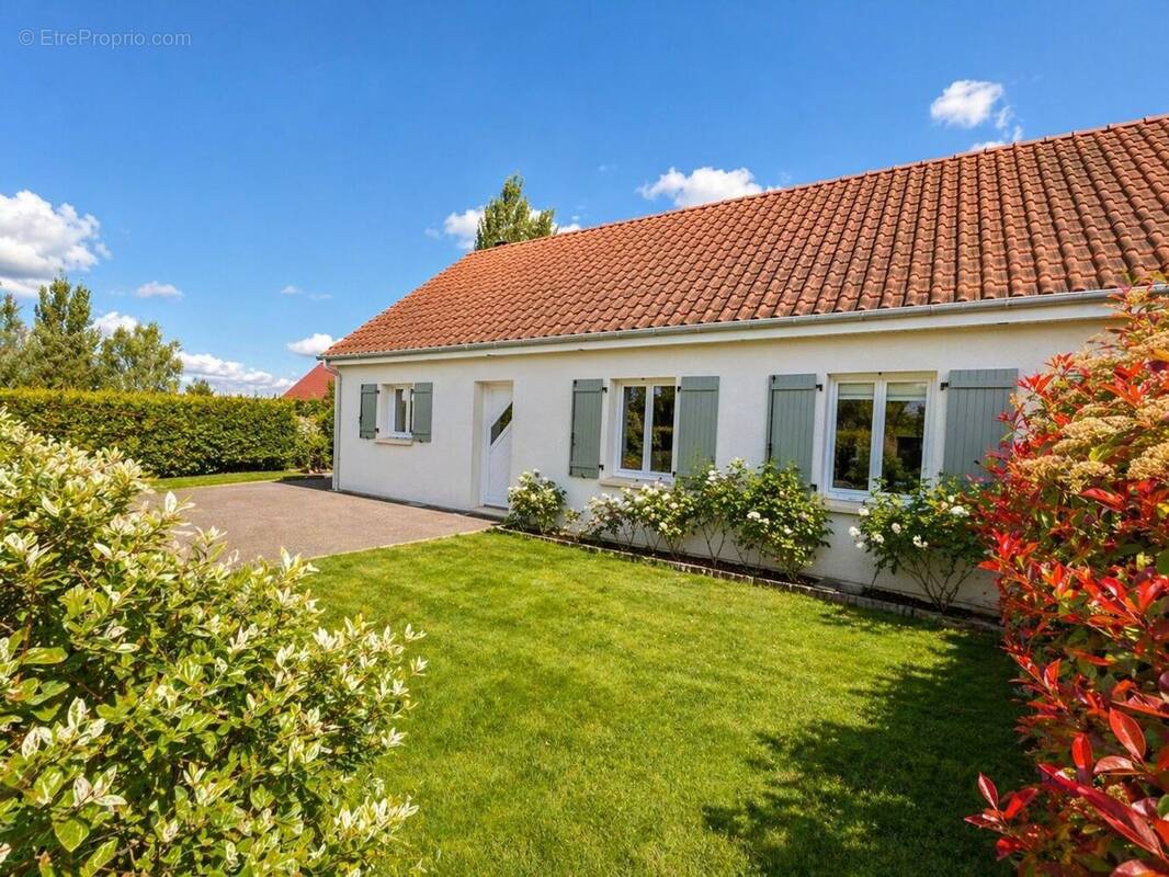 Photo 1 - Maison à FAVIERES