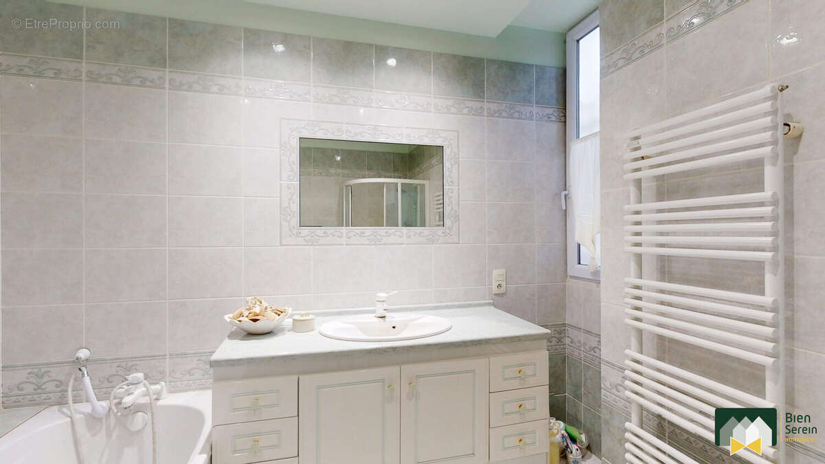 Maison à BEAUVILLIERS