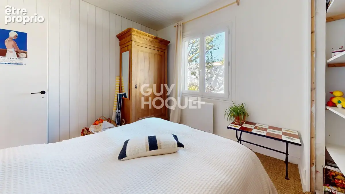 À vendre - Maison  de plain-pied à 200 m du port - photo 6