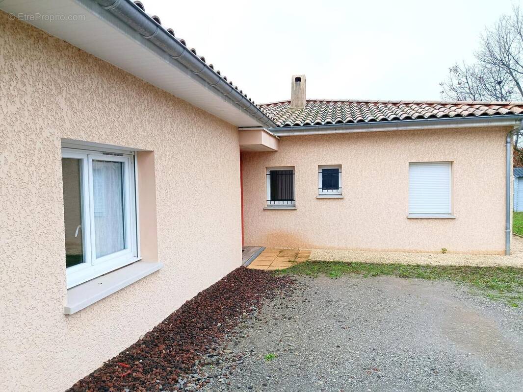 Photo 1 - Maison à SAINT-PRIVAT