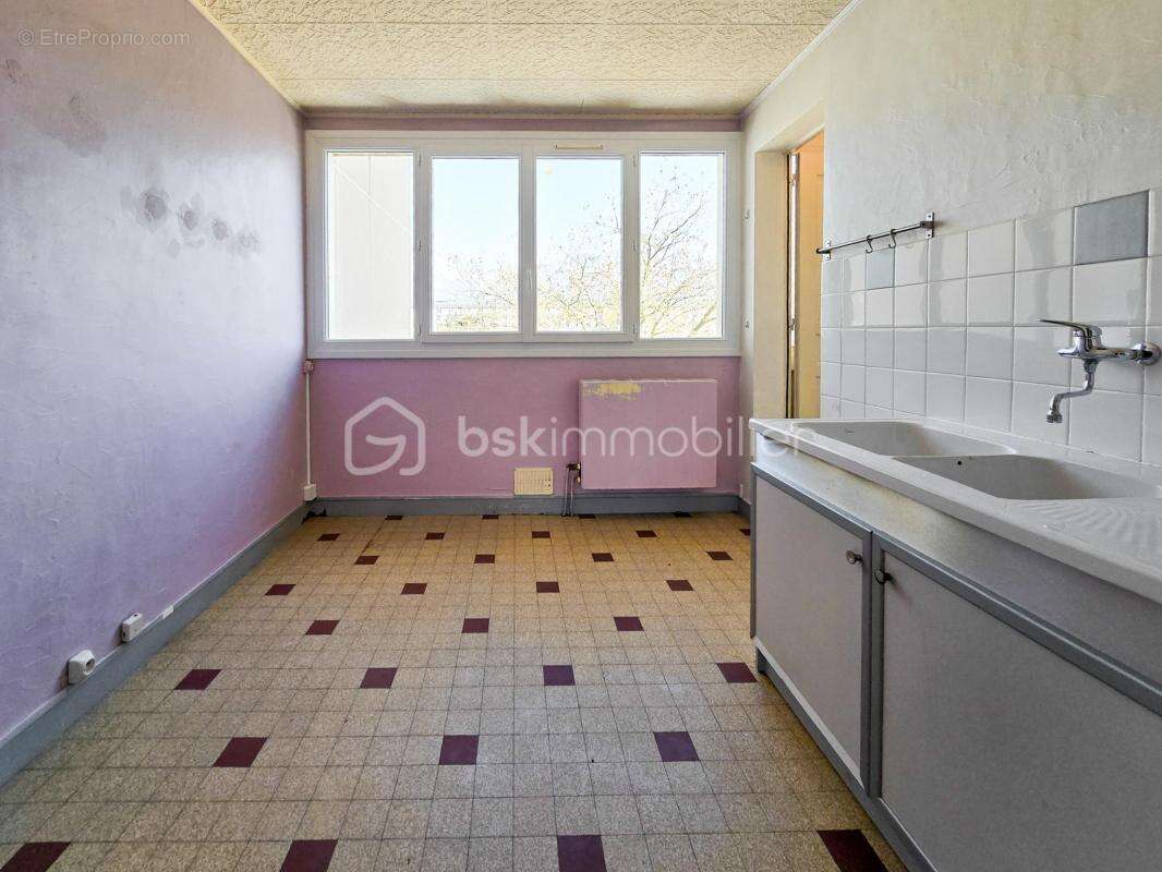 Appartement à SAINT-MARTIN-D'HERES