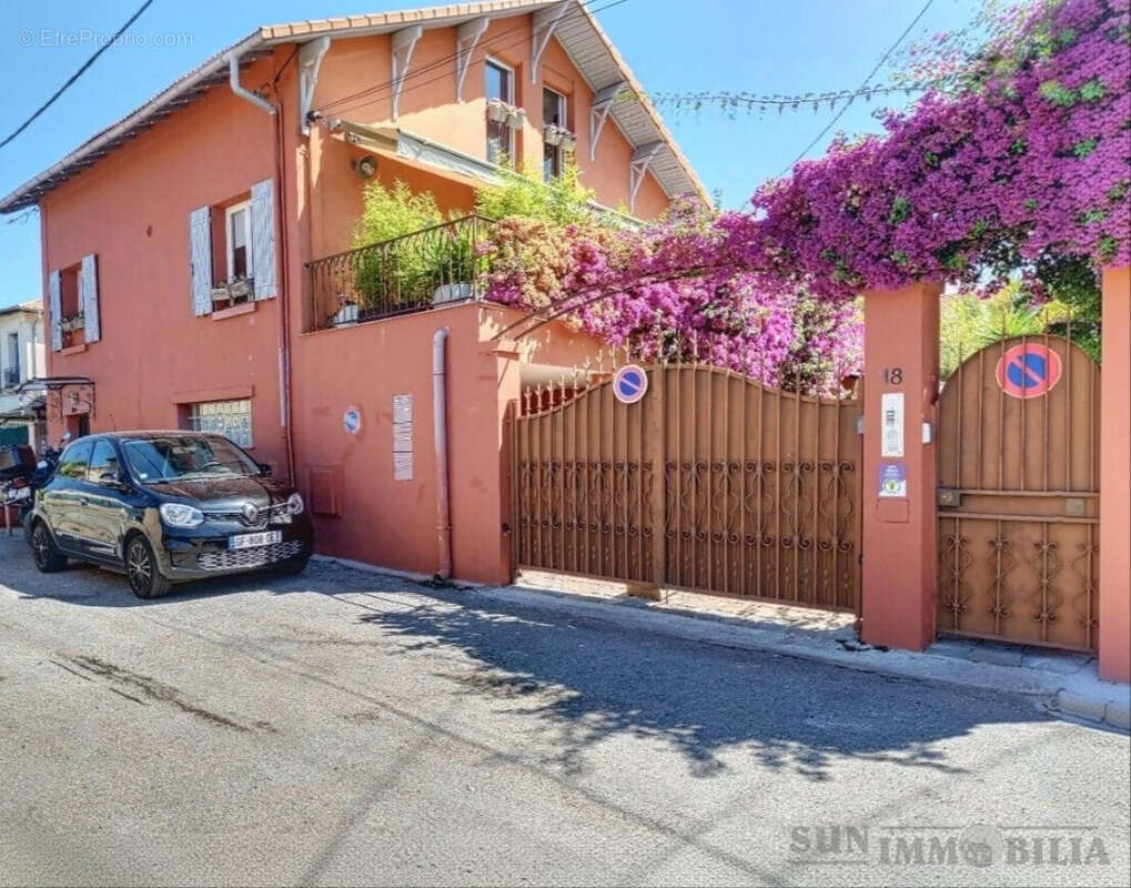 Maison 165 m² à Cagnes-Sur-Mer  - photo 3