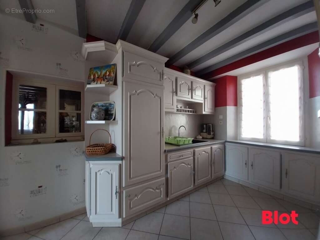 Maison à SAINT-SULPICE-DES-LANDES