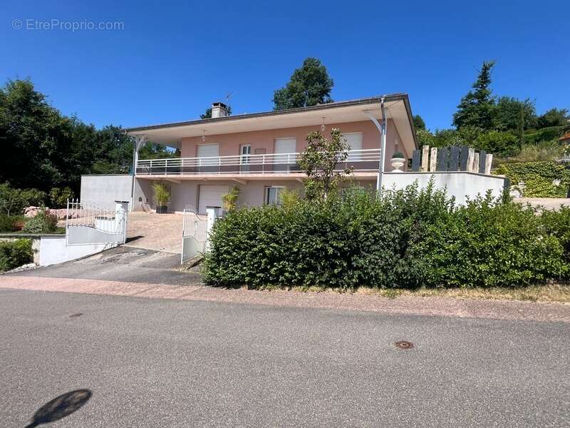 Maison à CHAUFFAILLES