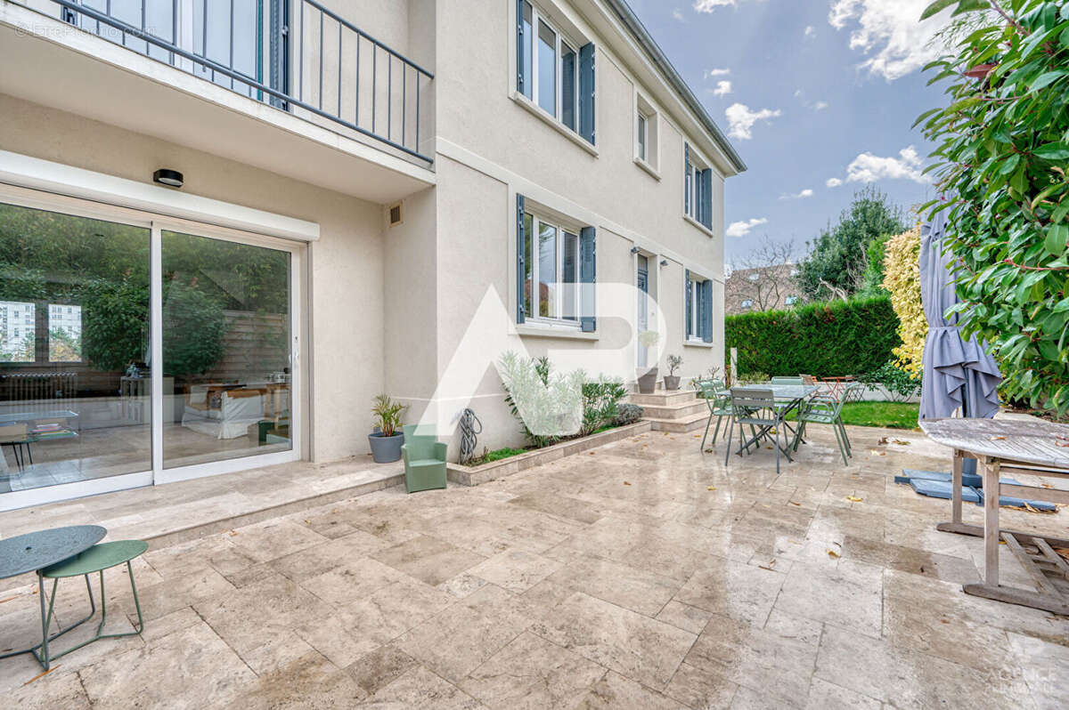 Maison à RUEIL-MALMAISON