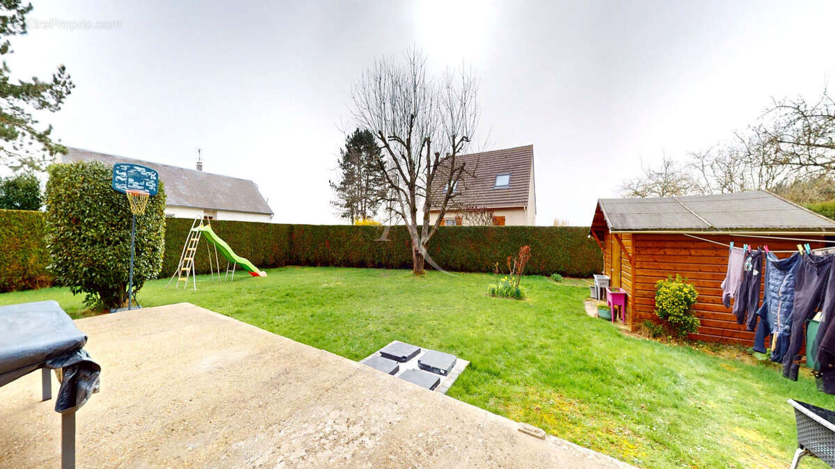 Maison à GUICHAINVILLE