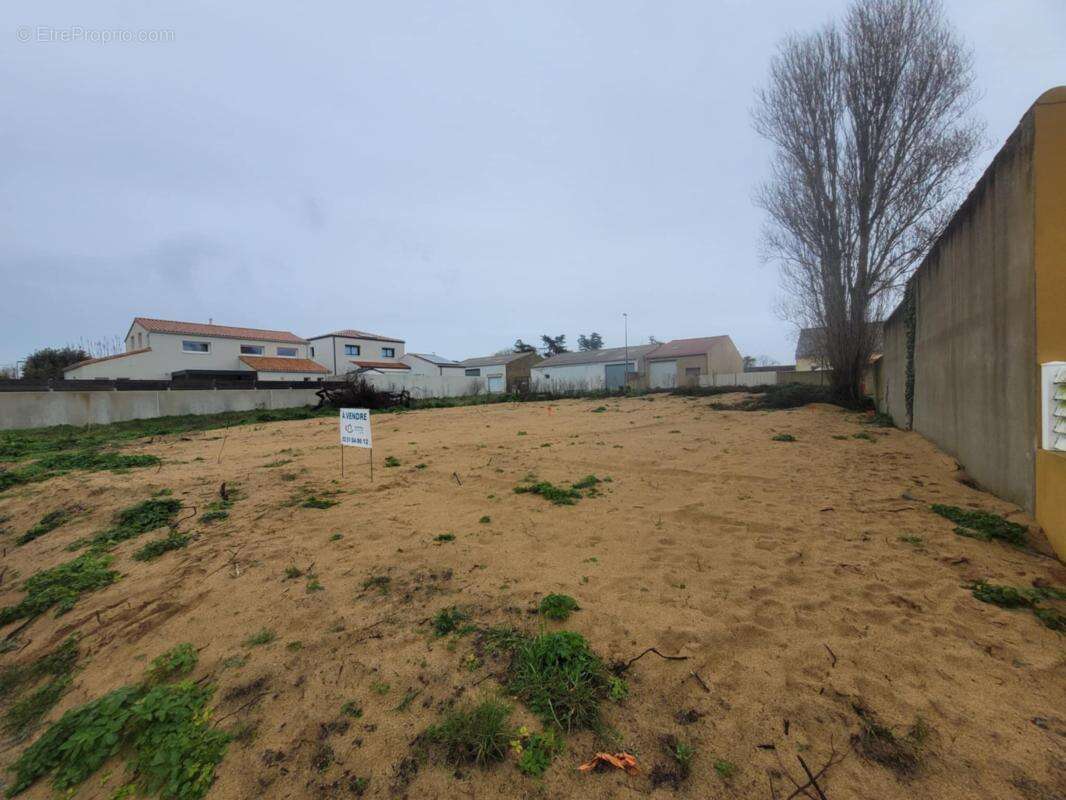 Terrain à LES SABLES-D'OLONNE