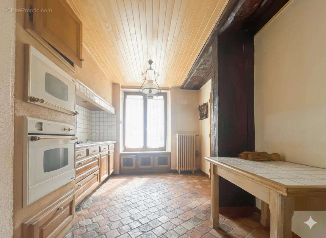 Maison à LA FERTE-ALAIS