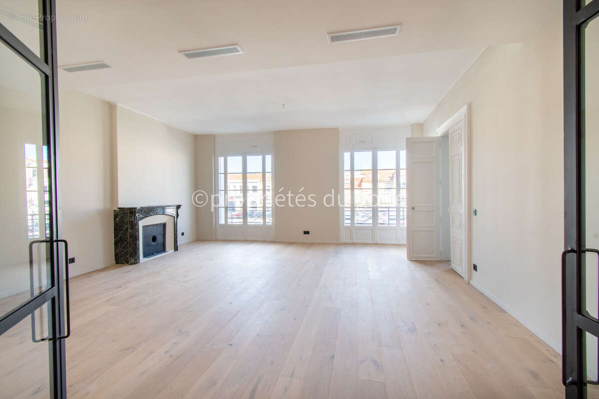Sète, vue quai, appartement 3 pièces avec terrasse, ascenseur, - photo 3