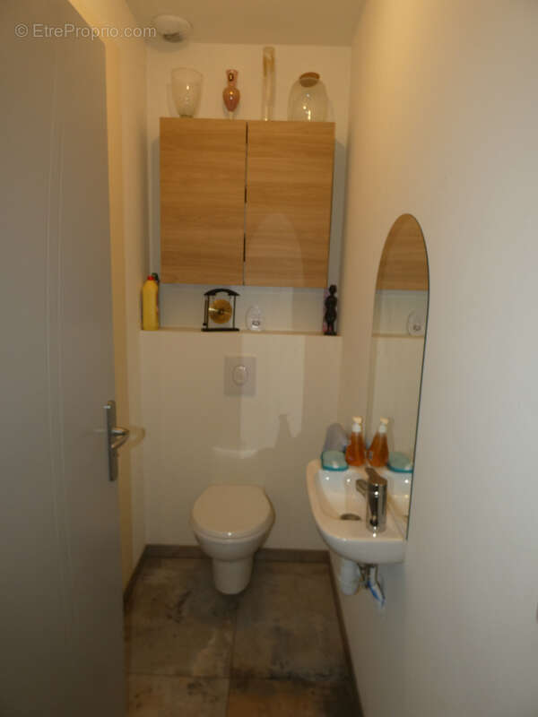 Maison à ESPINASSES