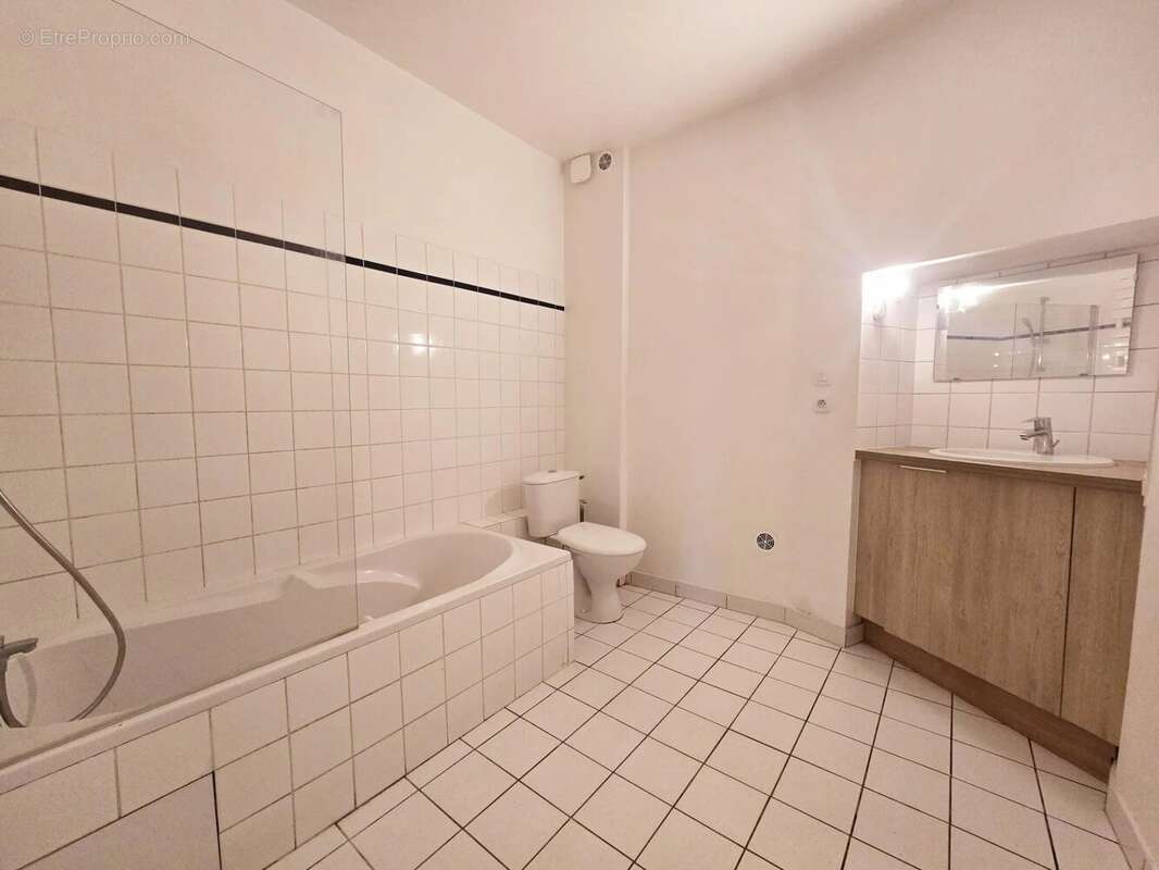 Appartement à ANSE