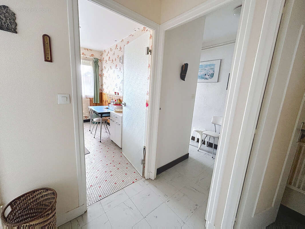 Appartement à GRANDCAMP-MAISY