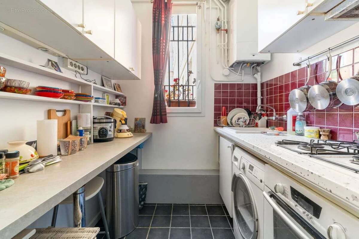 Appartement à LEVALLOIS-PERRET