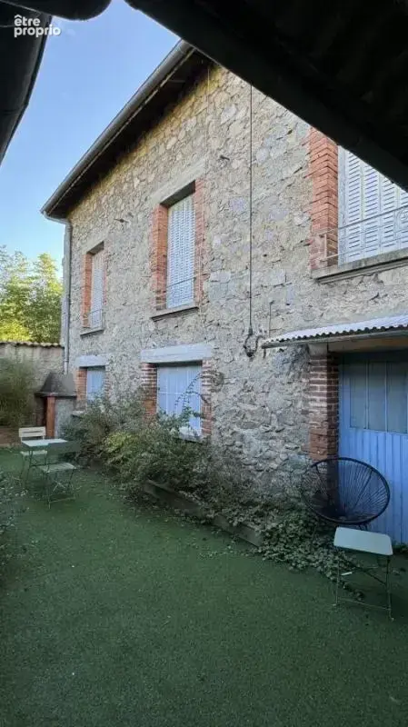 Commerce 219 m² à vendre à Thiers (63300) - photo 3