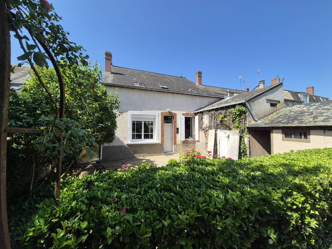 Maison à SABLE-SUR-SARTHE