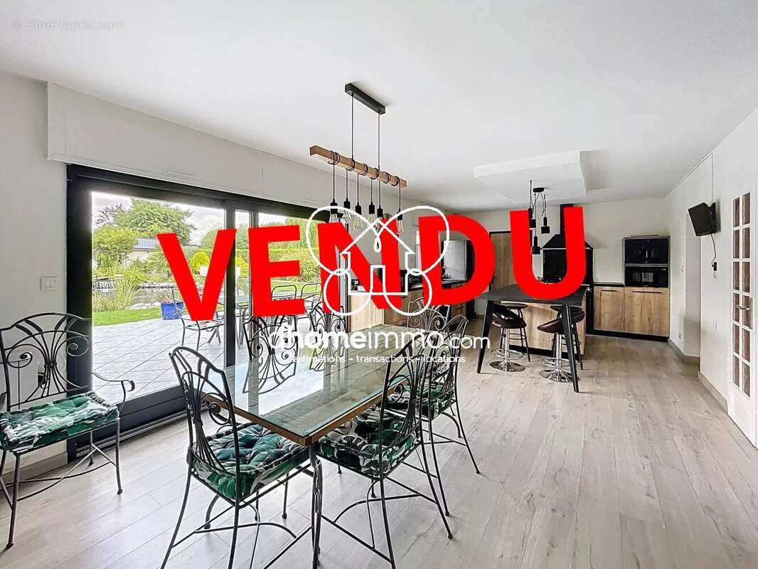 Maison à RAIMBEAUCOURT