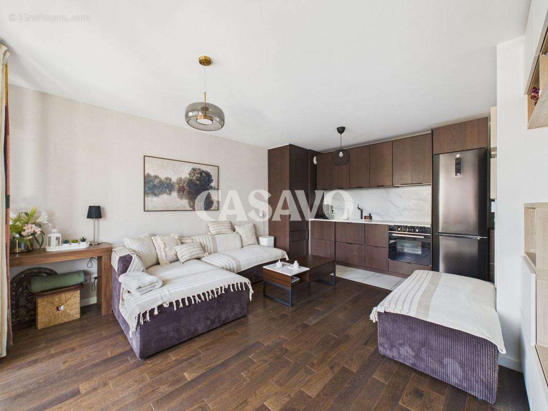 Appartement à COURBEVOIE