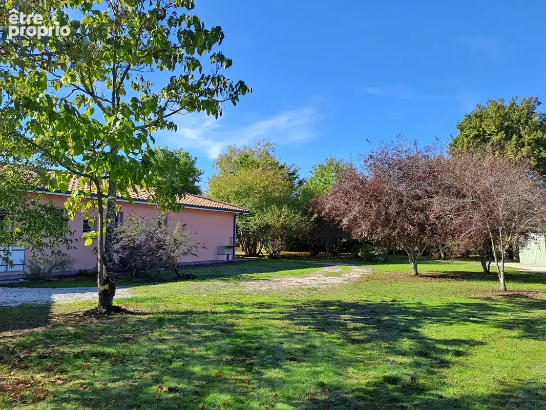 Maison familiale sur jolie parcelle végétalisée - photo 4