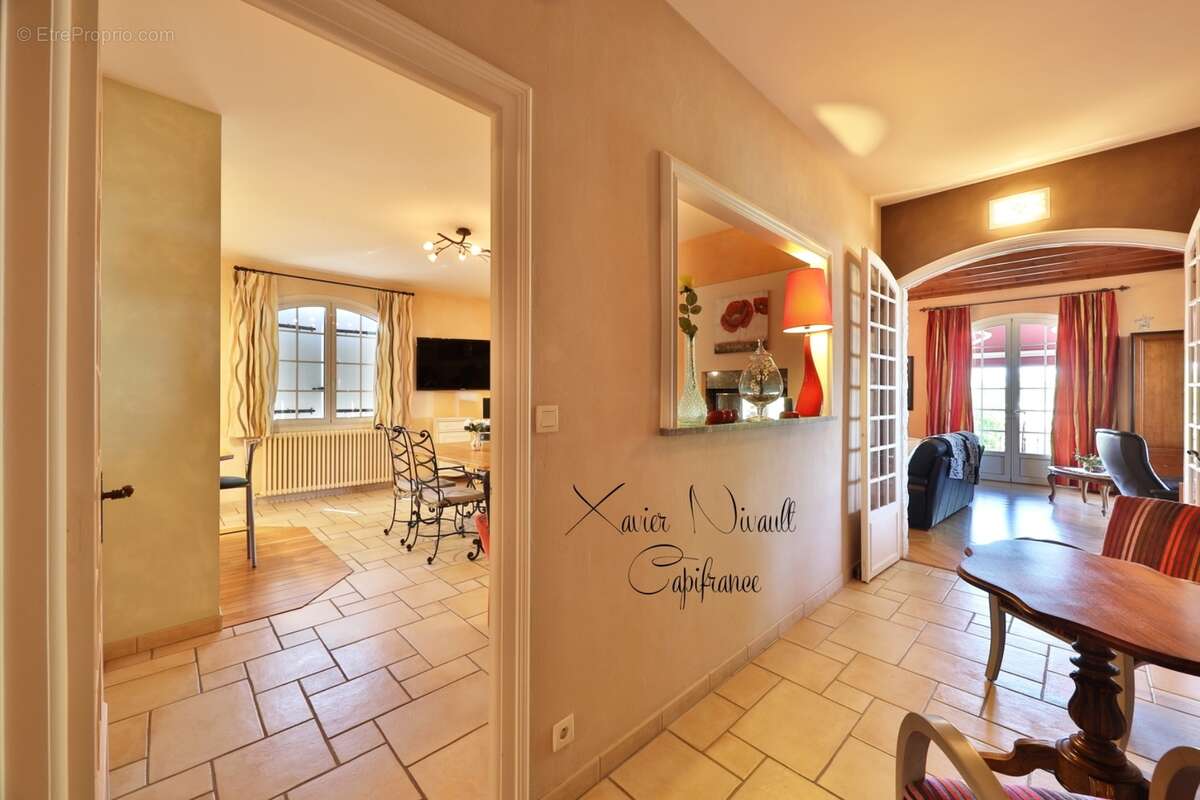 Maison à vendre 10 pièces MONCOUTANT (79) - photo 9