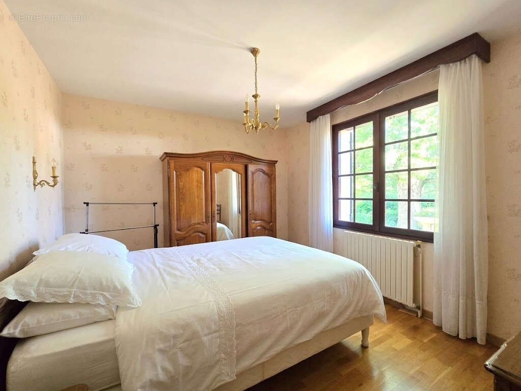 Maison à MONTAYRAL