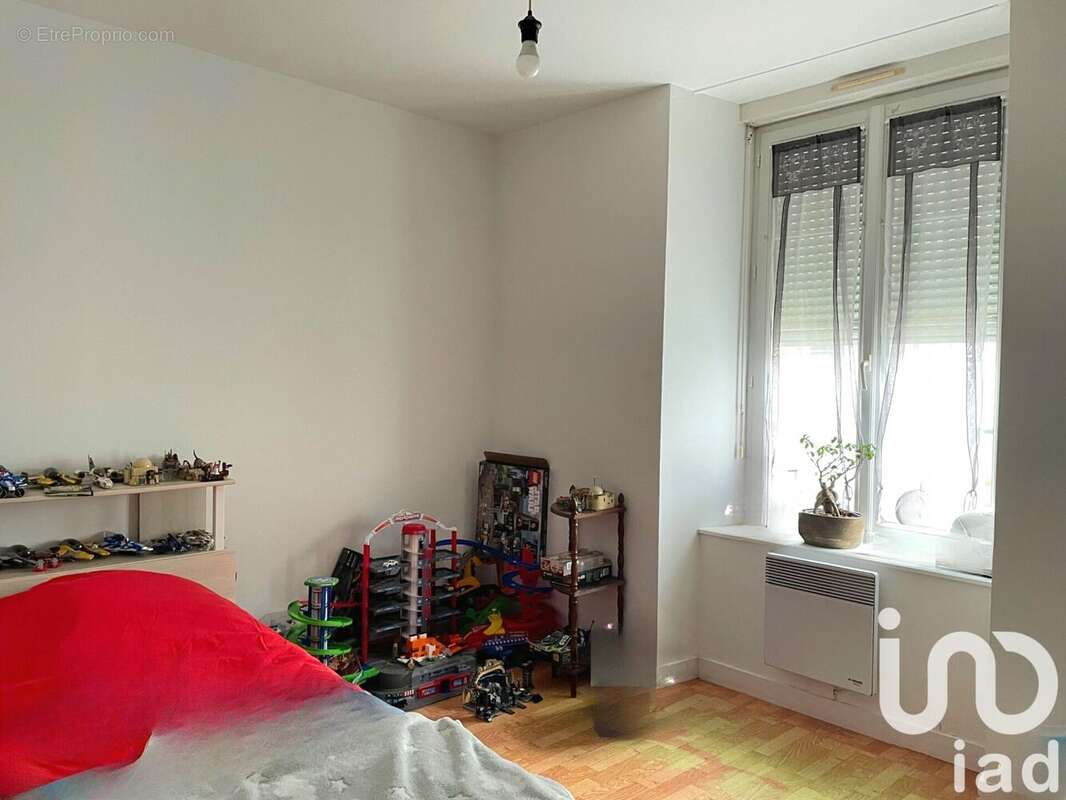 Photo 3 - Appartement à LA ROCHE-DERRIEN