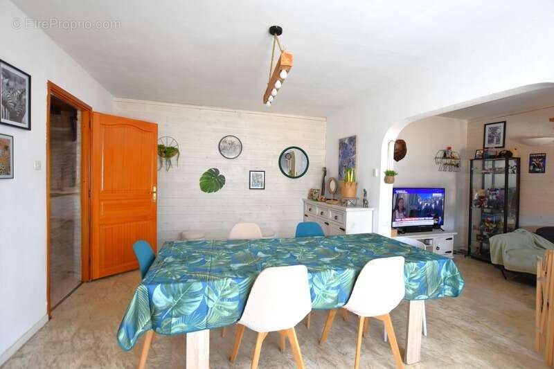 Firminy – Appartement familial lumineux de 121 m² – 7 pièces - photo 3