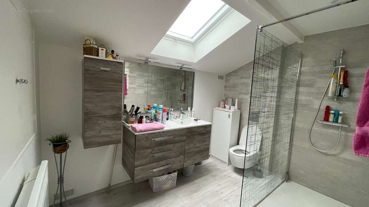 Maison 75 m² à La Haie-Traversaine  - photo 2