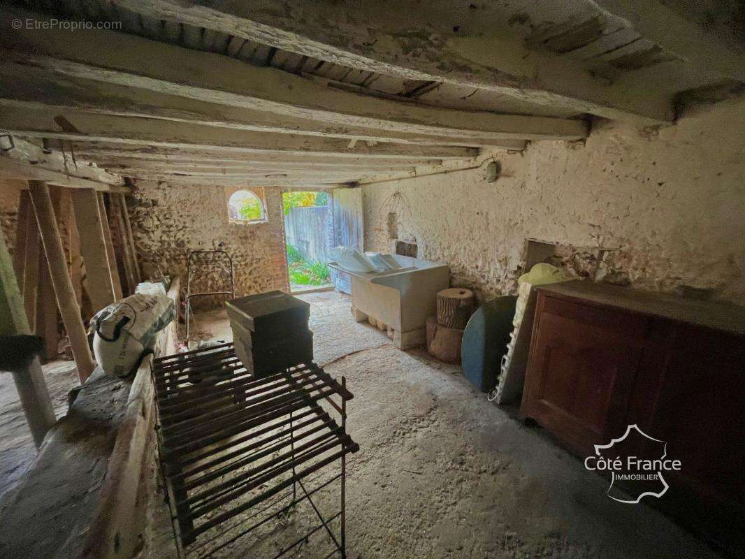 Maison à TANNERRE-EN-PUISAYE