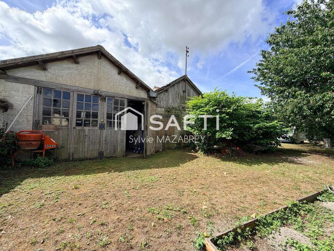 Photo 4 - Maison à VARENNES-SUR-SEINE