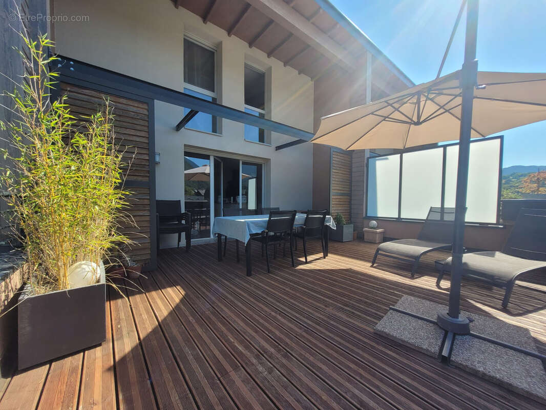 Appartement à SAINT-CASSIN