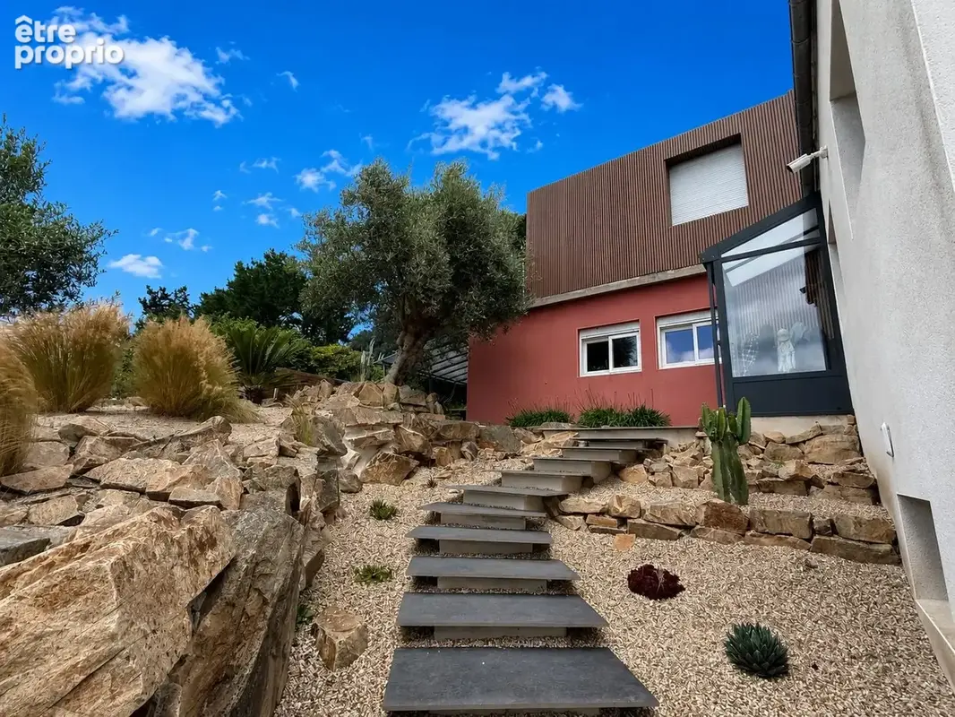Maison 252 m² à Trevou-Treguignec  - photo 4