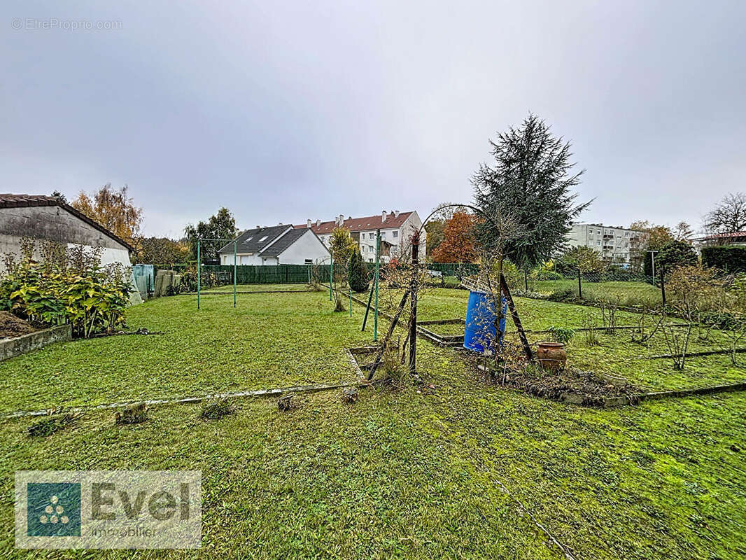 Maison à SAINT-AVOLD