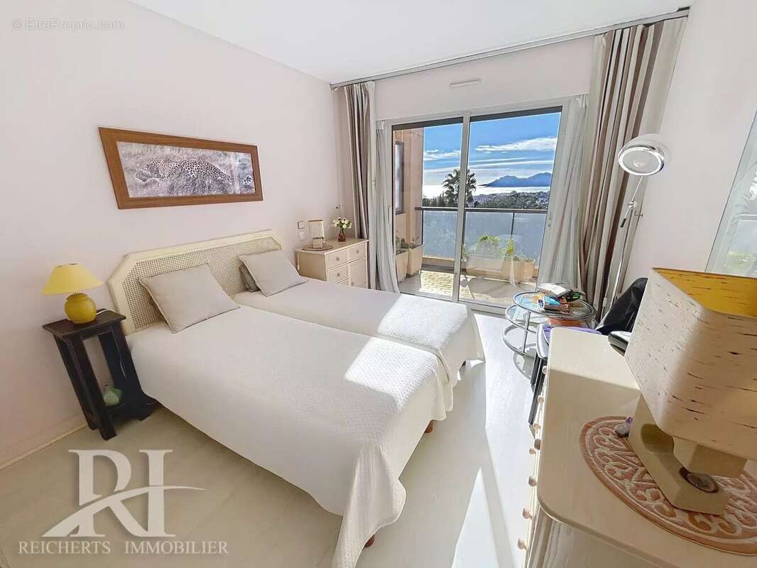 Appartement à LE CANNET