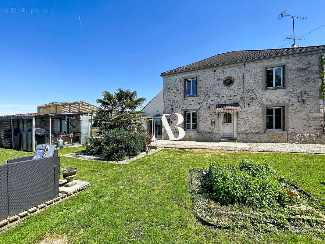 Maison à NANGIS