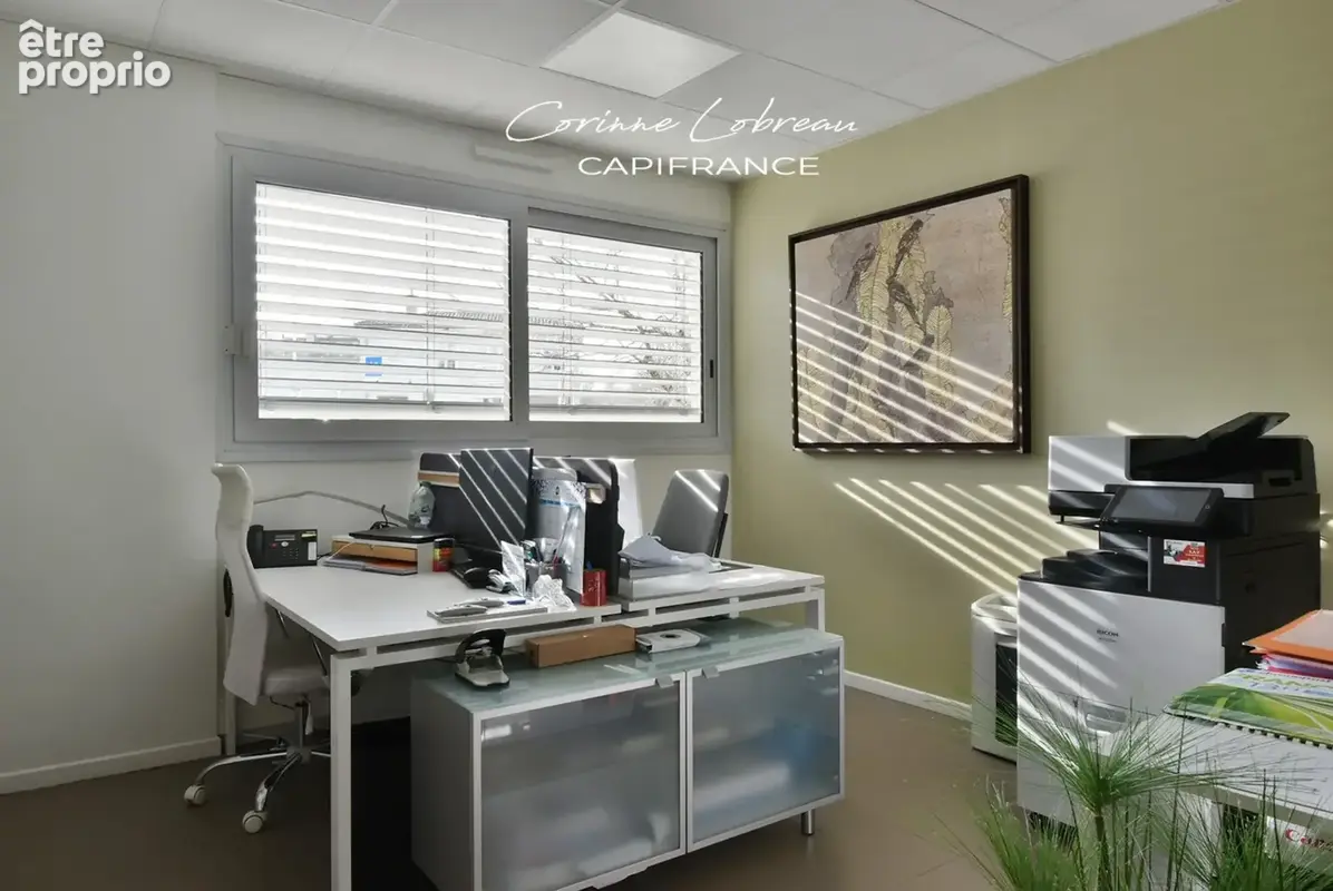 Local de bureaux à vendre MACON - photo 5