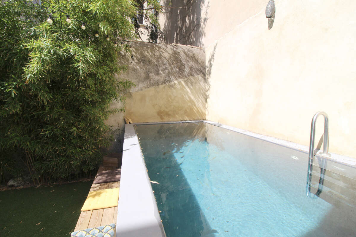 Maison à NIMES